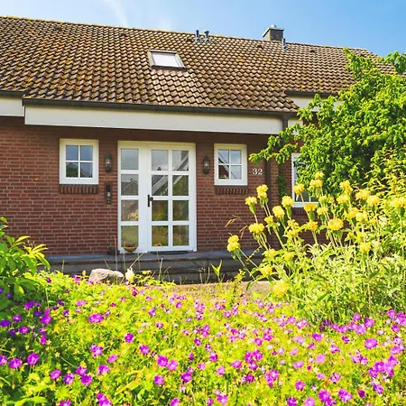 Apartmán Huus Binnensee Og2 - Dachwohnung Mit Wasserblick - Lesesessel & Wlan - Fuer Paare - Ruhige Lage - Suedstrand 5 Min Mit Rad Fehmarn