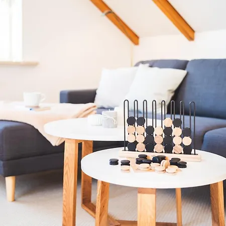 Apartmán Huus Binnensee Og2 - Dachwohnung Mit Wasserblick - Lesesessel & Wlan - Fuer Paare - Ruhige Lage - Suedstrand 5 Min Mit Rad Fehmarn