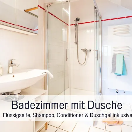 Appartement Huus Binnensee Og2 - Dachwohnung Mit Wasserblick - Lesesessel & Wlan - Fuer Paare - Ruhige Lage - Suedstrand 5 Min Mit Rad